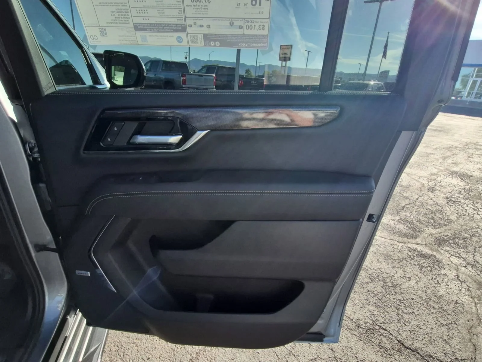 2026 GMC Yukon XL Elevation - Photo 44