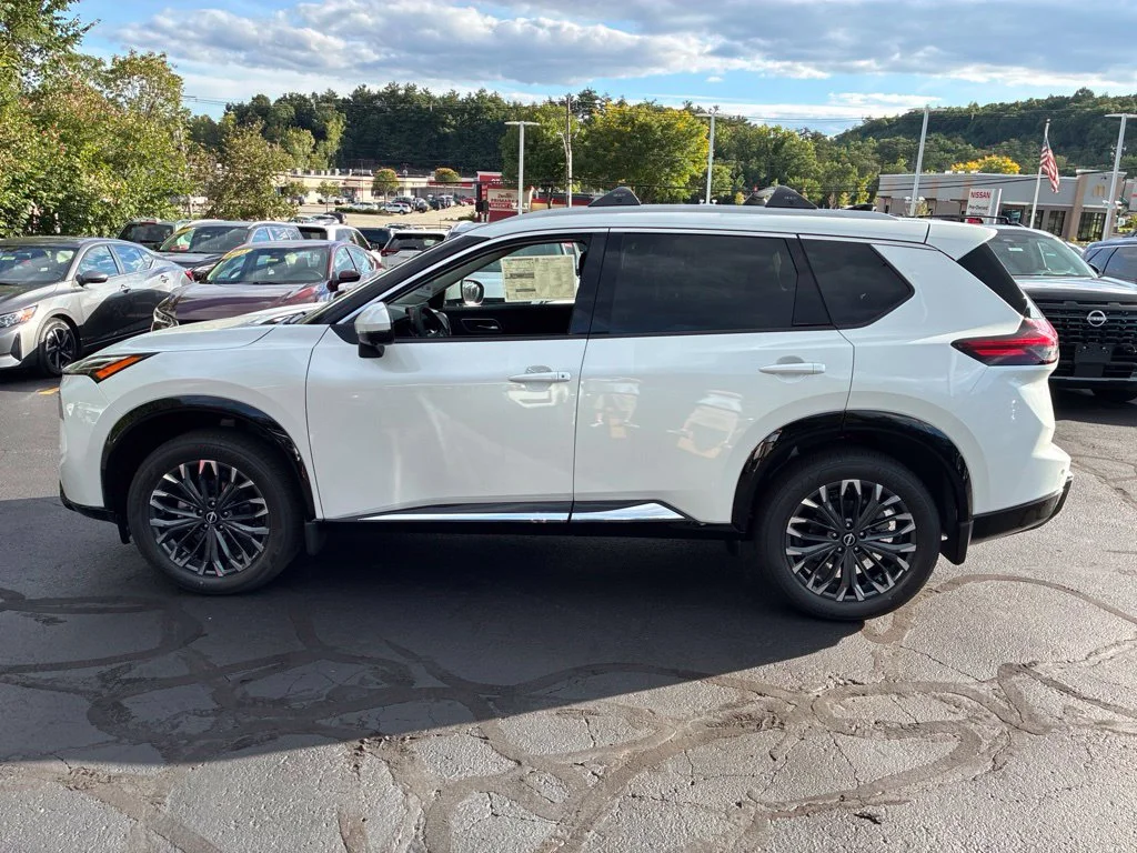 New 2026 Everest White Pearl TriCoat Nissan Platinum image 5