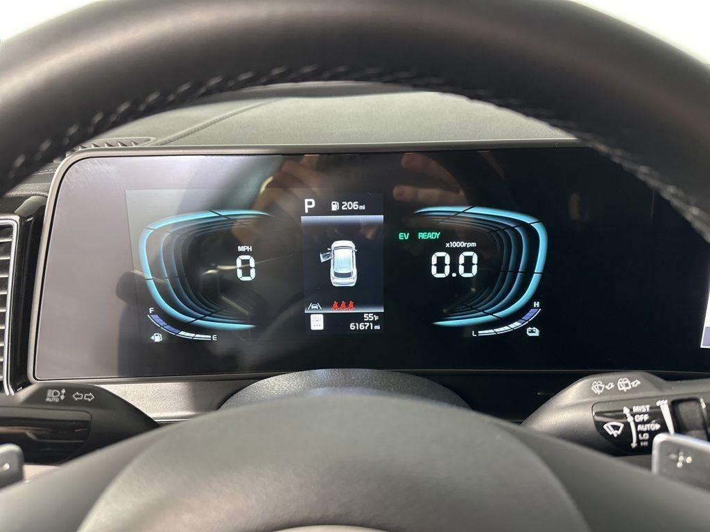 Used 2025 Gravity Gray Kia EX image 22