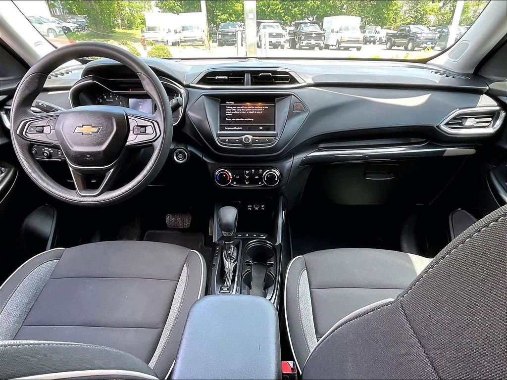 Used 2023 Gray Chevrolet LT image 21