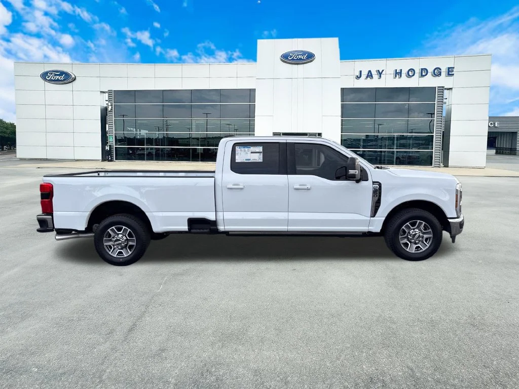 2026 Ford F-350 Super Duty Lariat - Photo 7
