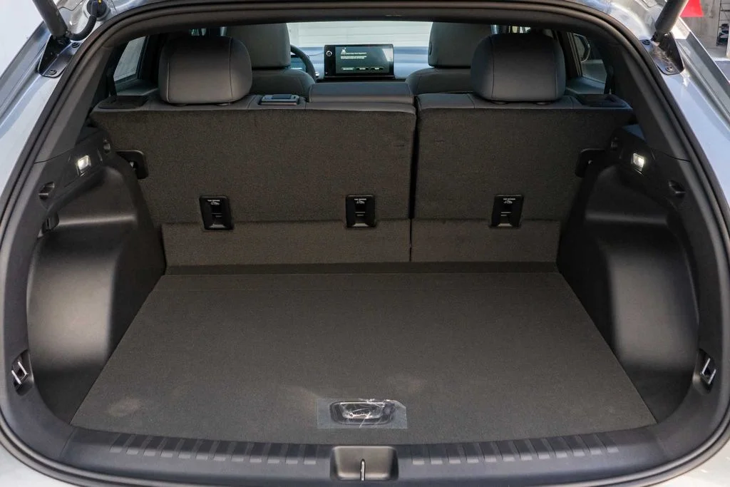 New 2026 Mercury Silver Metallic Honda Touring image 12
