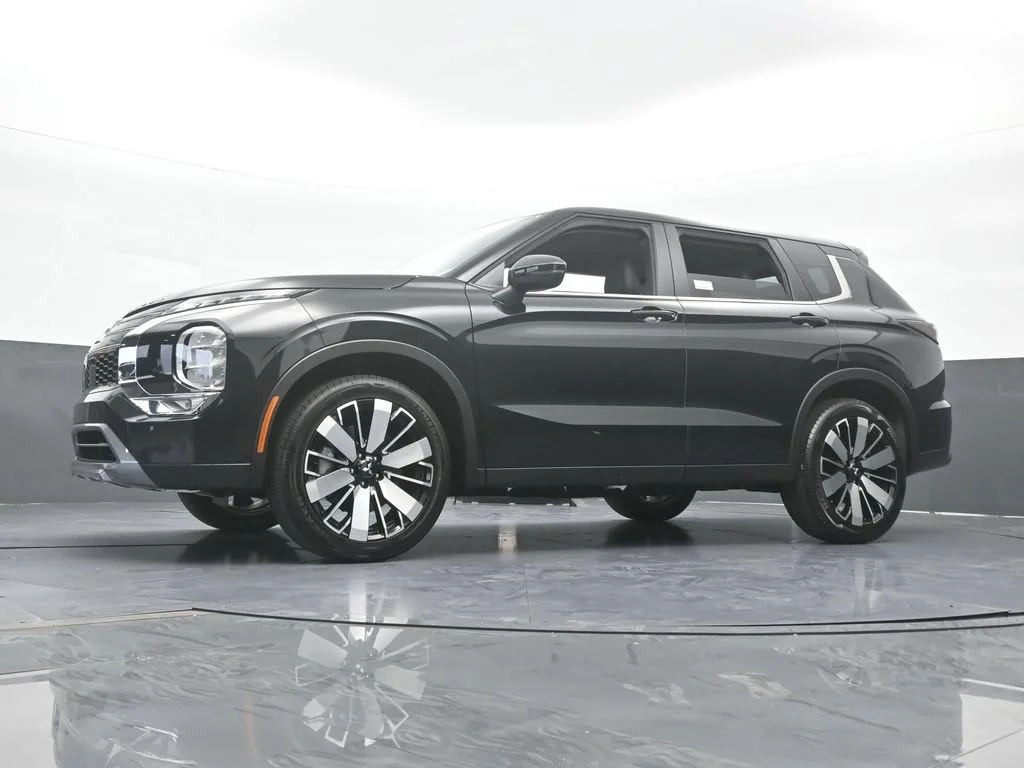 2026 Mitsubishi Outlander SE - Photo 66