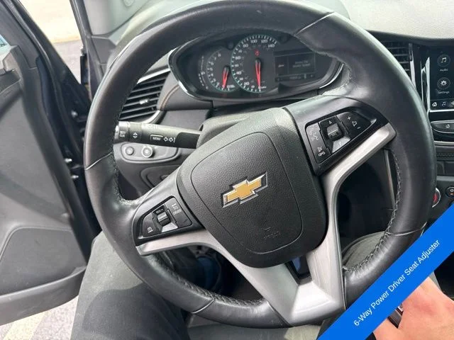 Used 2018 Storm Blue Metallic Chevrolet LT image 13