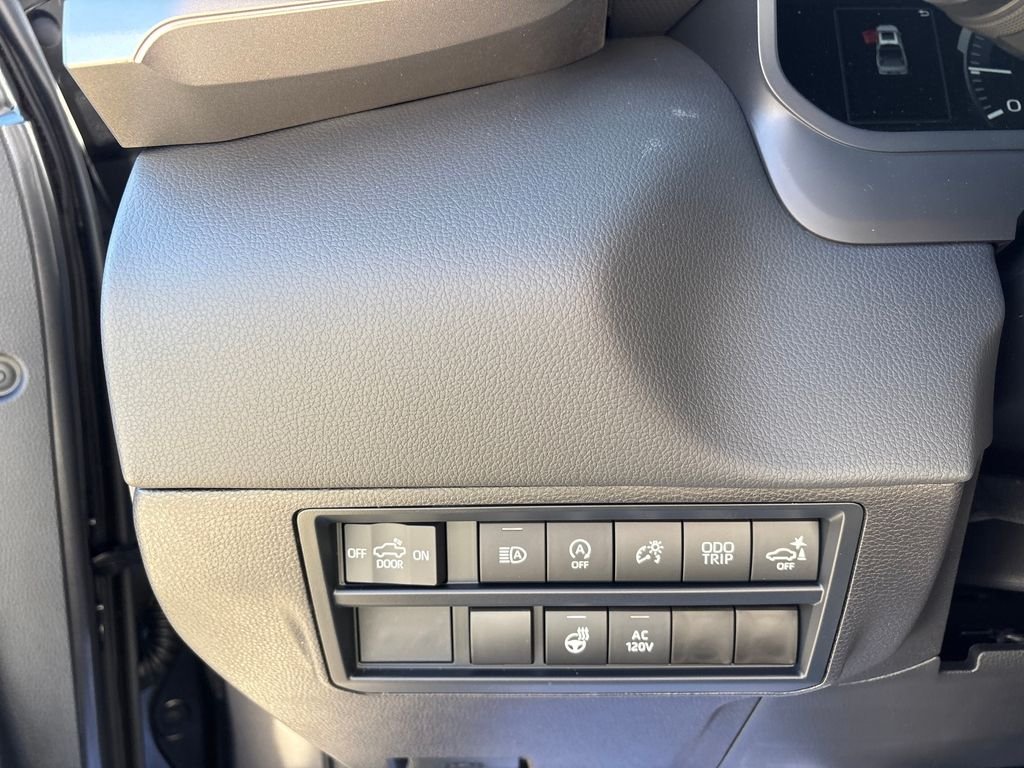 2026 Toyota Tundra Limited - Photo 24