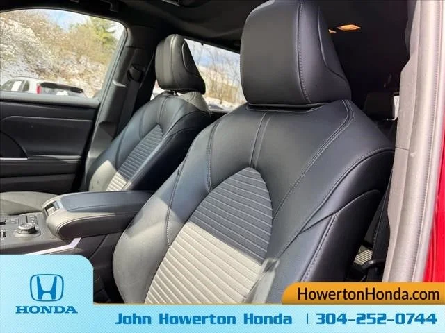 Used 2022 Red Toyota XSE image 13