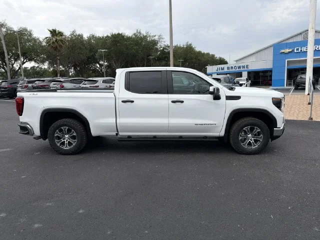 New 2026 Summit White GMC Pro image 3