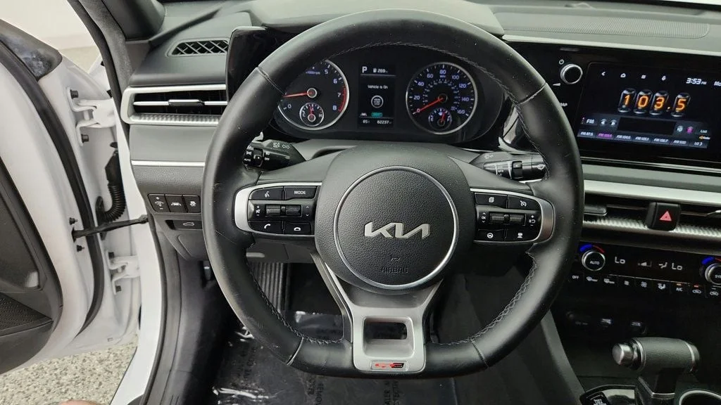 Used 2022 Glacial White Pearl Kia GT-Line Automatic FWD w/ Premium Package image 14