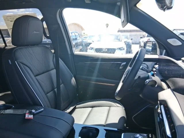 2026 Buick Enclave Avenir - Photo 17