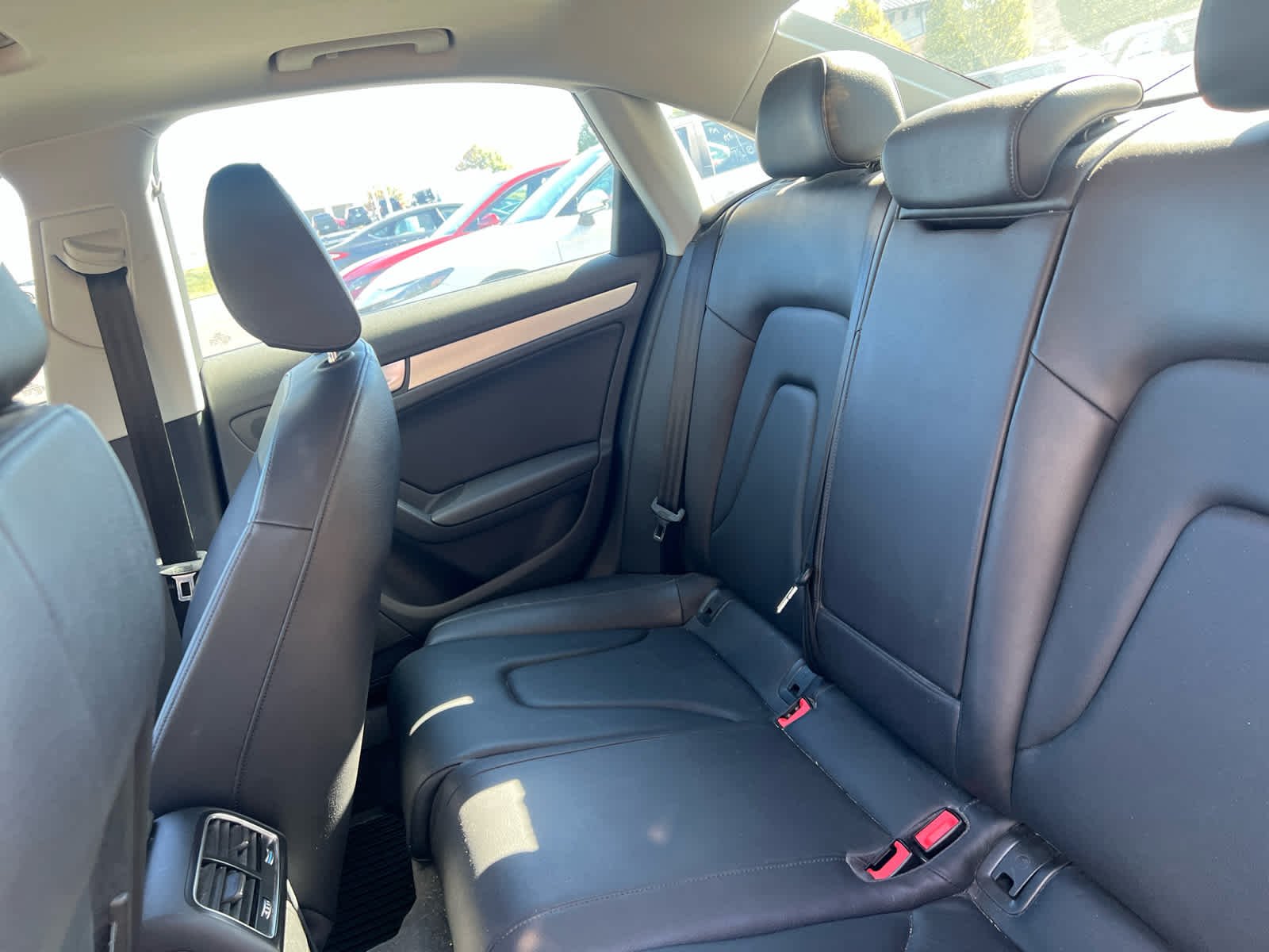 Used 2016  Audi Premium image 25
