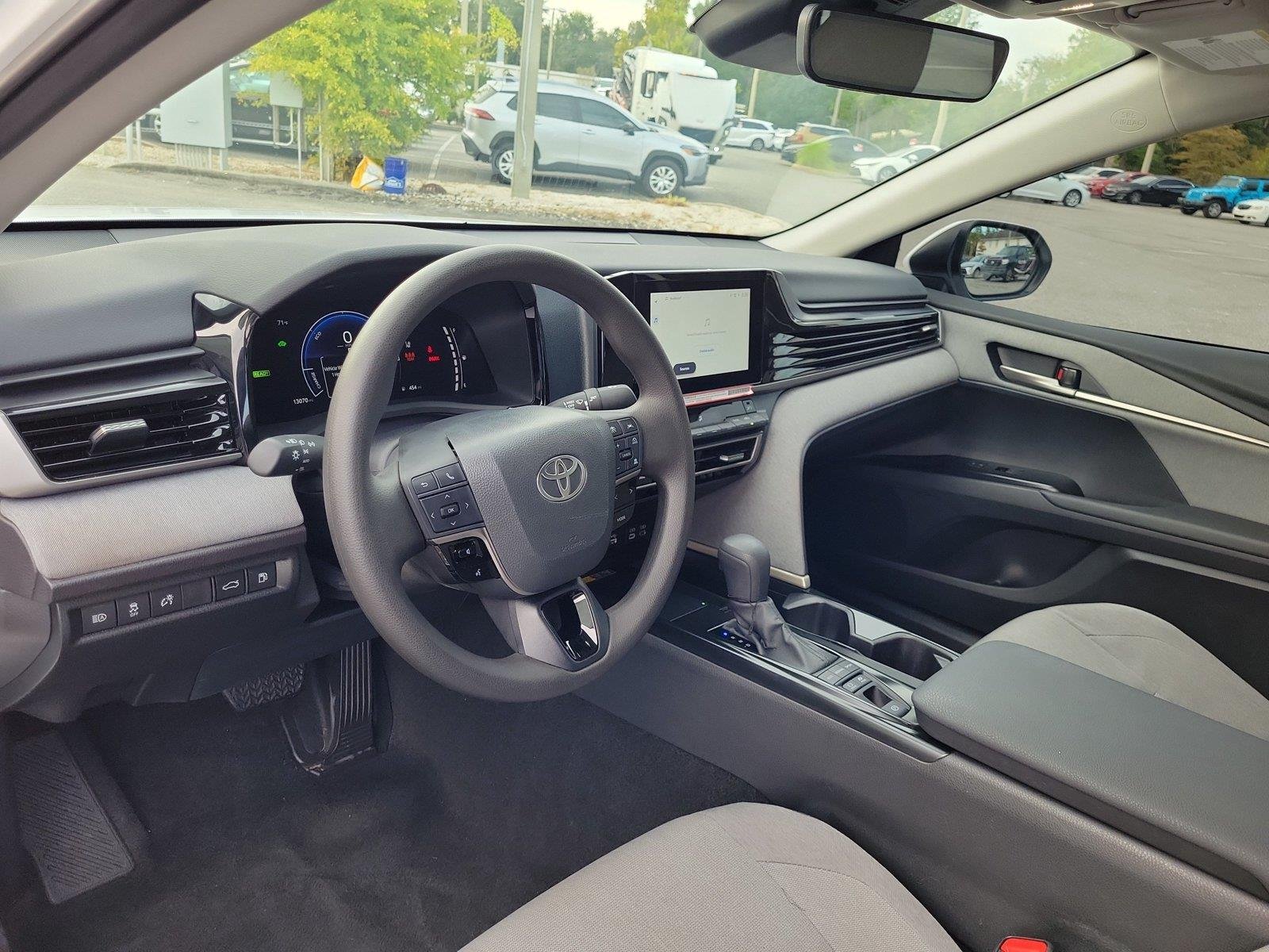 Used 2026 Ice Cap Toyota LE image 17