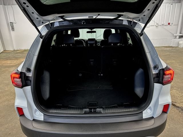 Used 2025 Silver Ford ST-Line image 17