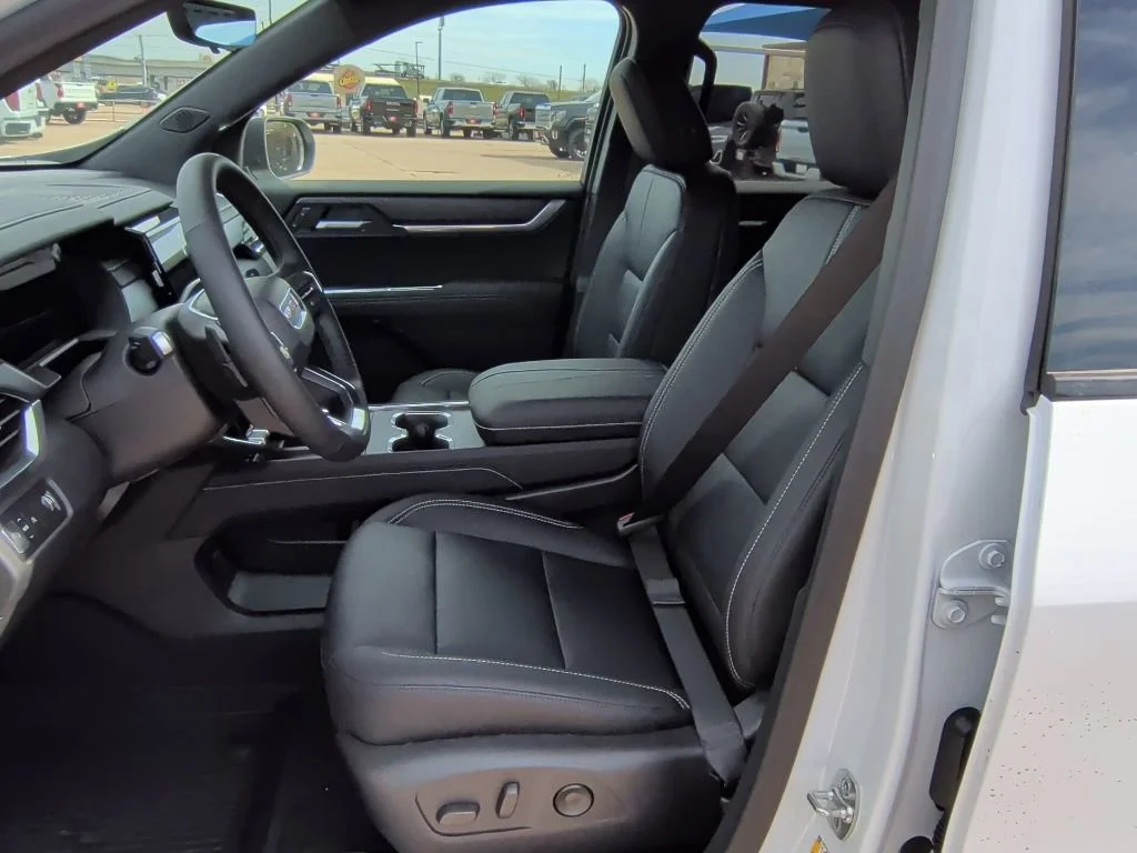 2026 GMC Acadia Elevation - Photo 13