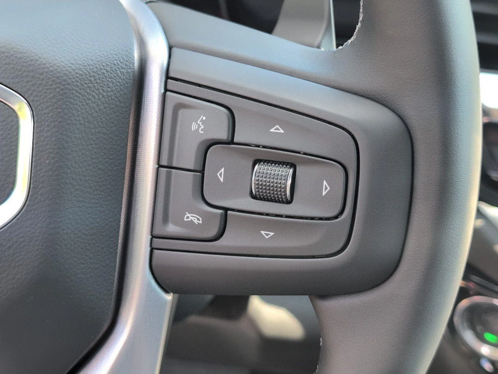 New 2026 Sterling Metallic GMC Elevation image 28