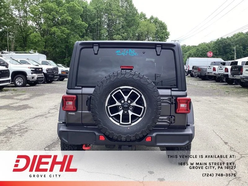 Used 2024 Gray Jeep Rubicon image 6