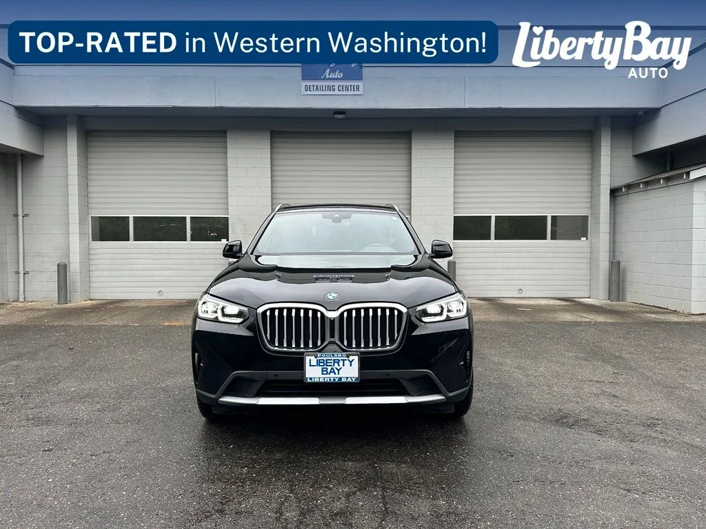 Used 2022 Black BMW xDrive30i image 27