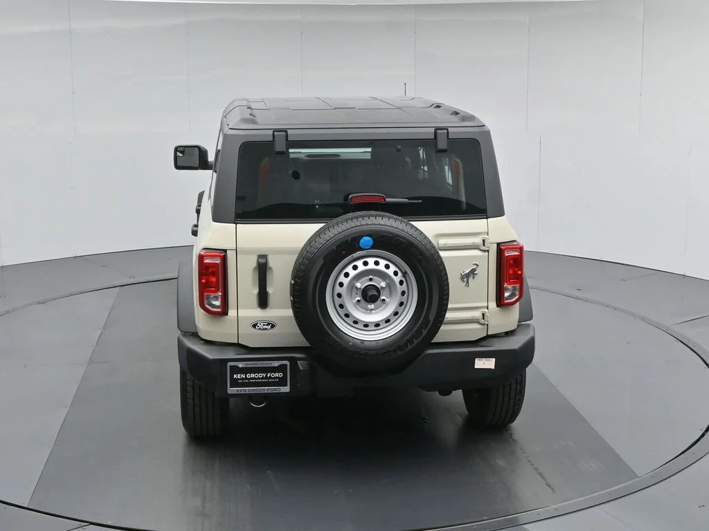 New 2026 Beige Ford Base image 39