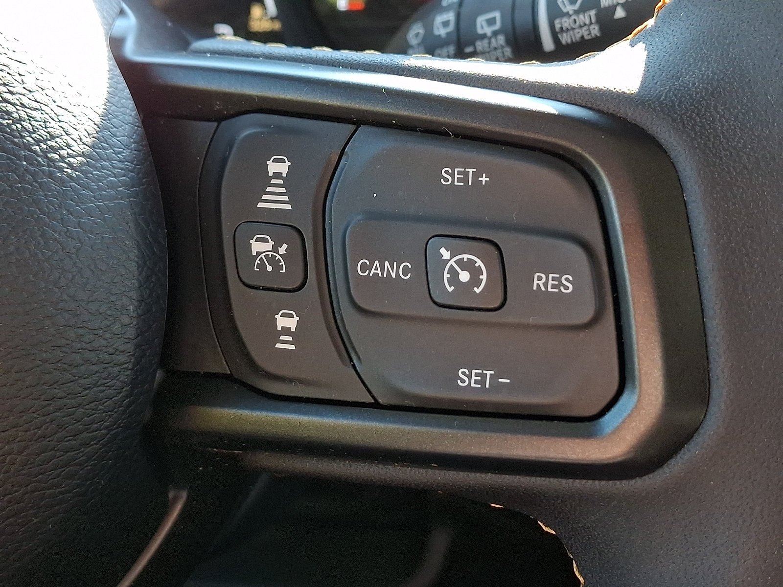 Used 2024 Sarge Green Clearcoat Jeep Sport S image 21