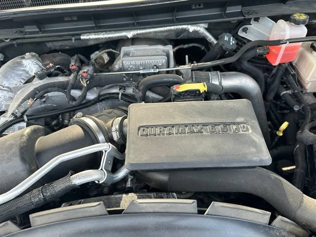 Used 2021 WHITE FROST TRICOAT GMC Denali image 37