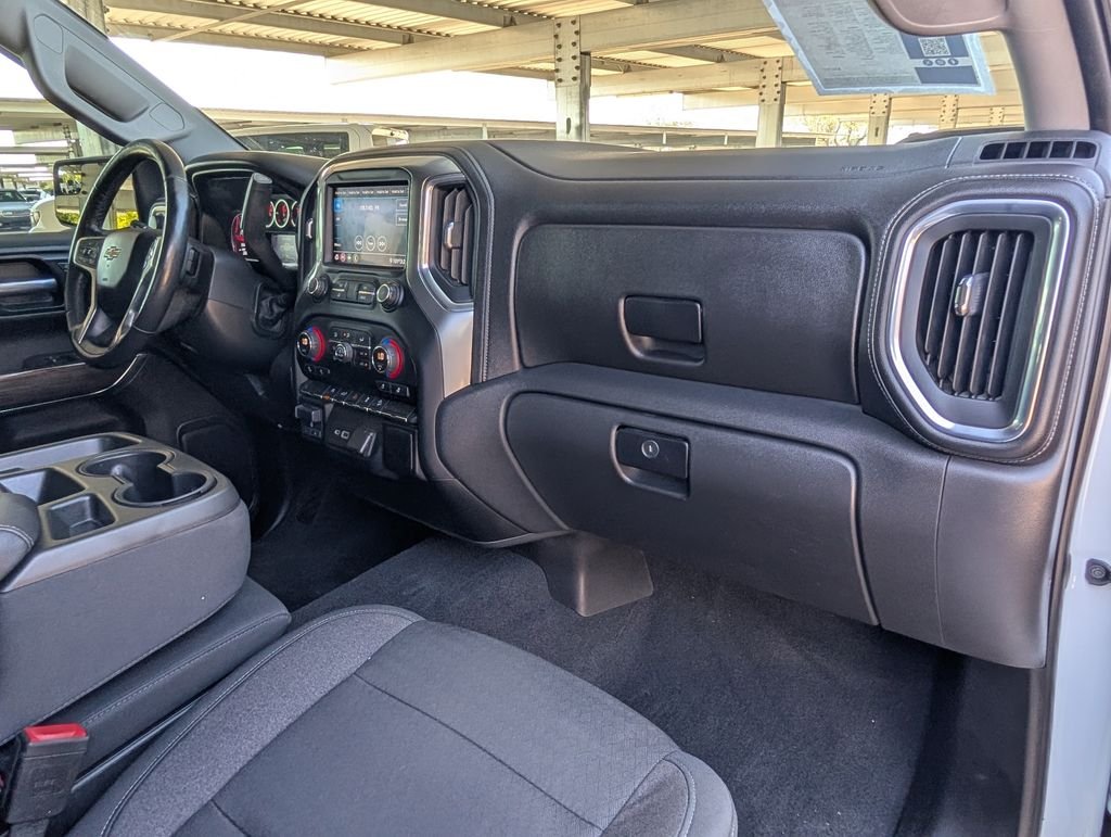 Used 2020 SUMMIT WHITE Chevrolet LT image 21