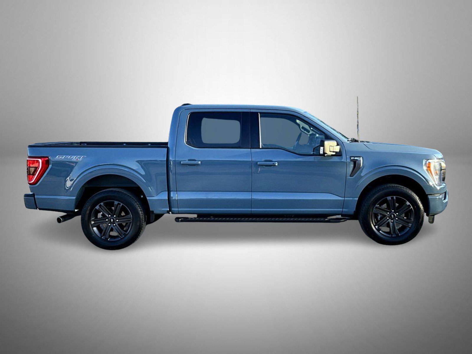 Used 2023 Blue Ford XLT image 4