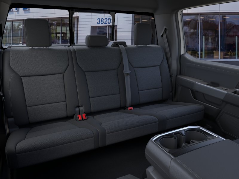 New 2026 Oxford White Ford XLT image 11