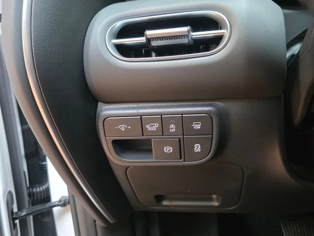 New 2026 Creamy White Pearl Hyundai SEL image 22