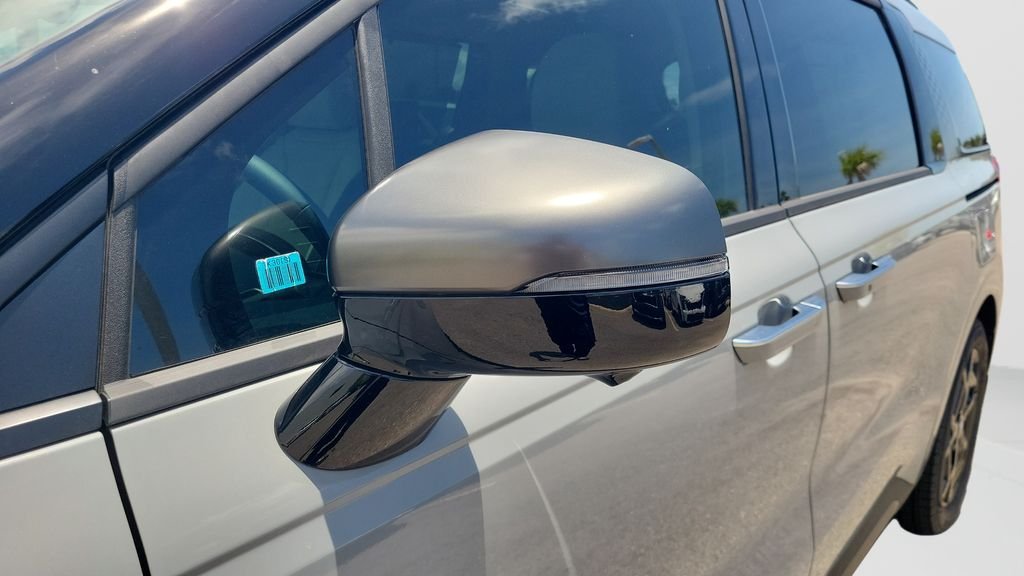 New 2026 Ceramic Silver Kia SX Prestige image 29