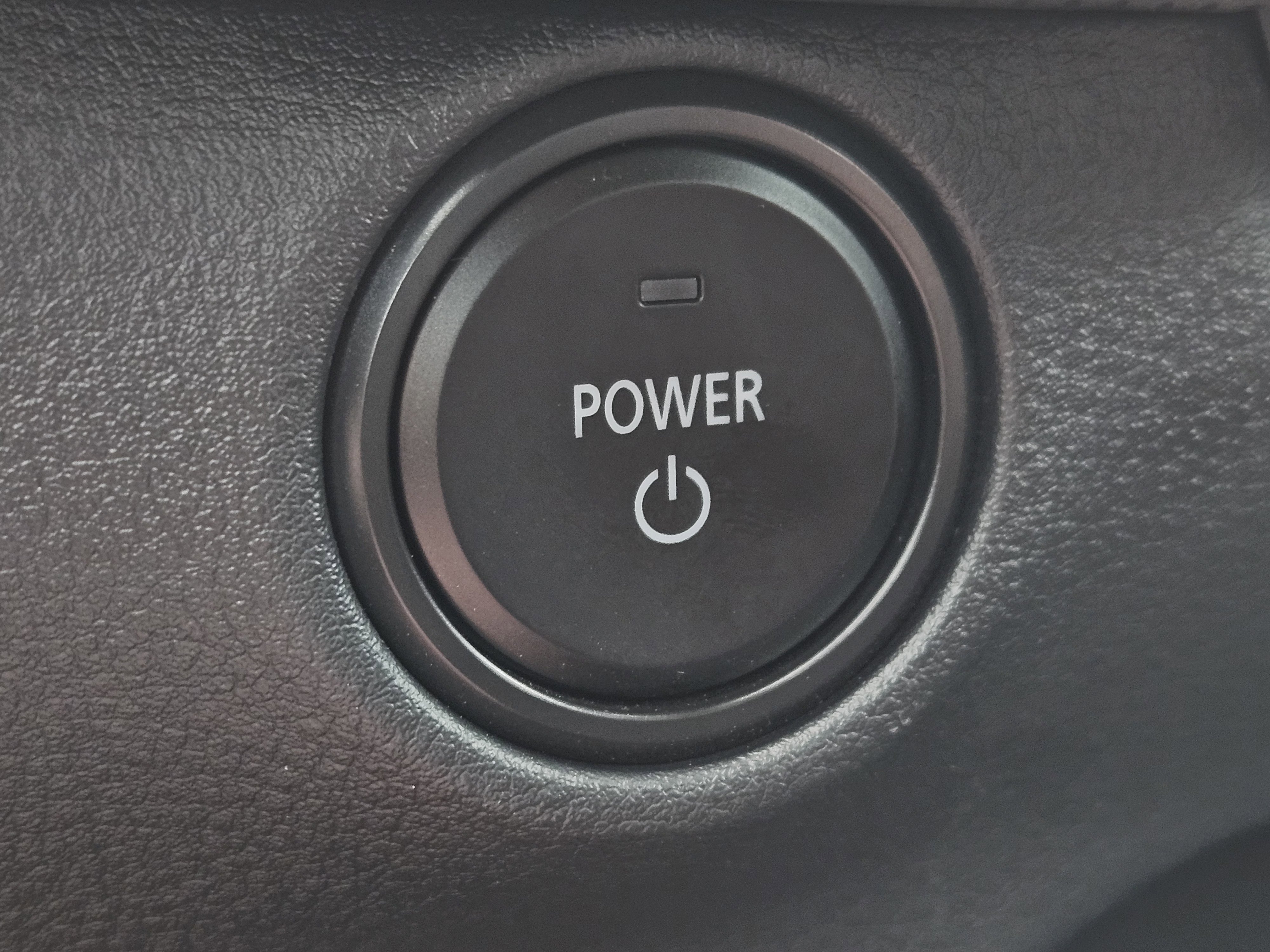 Used 2025  Mazda Preferred image 22