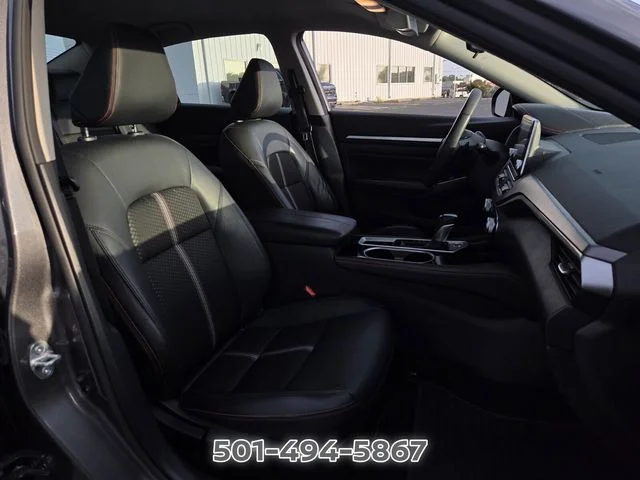 Used 2024 Gray Nissan 2.5 SR image 17