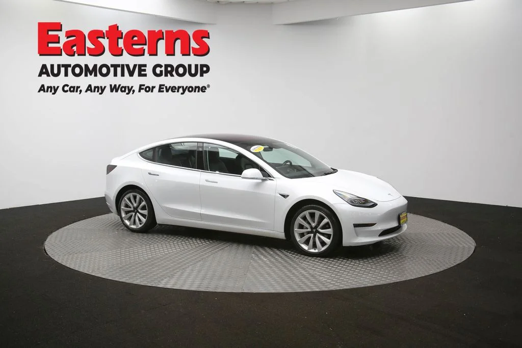 Used 2018 White Tesla Long Range image 46