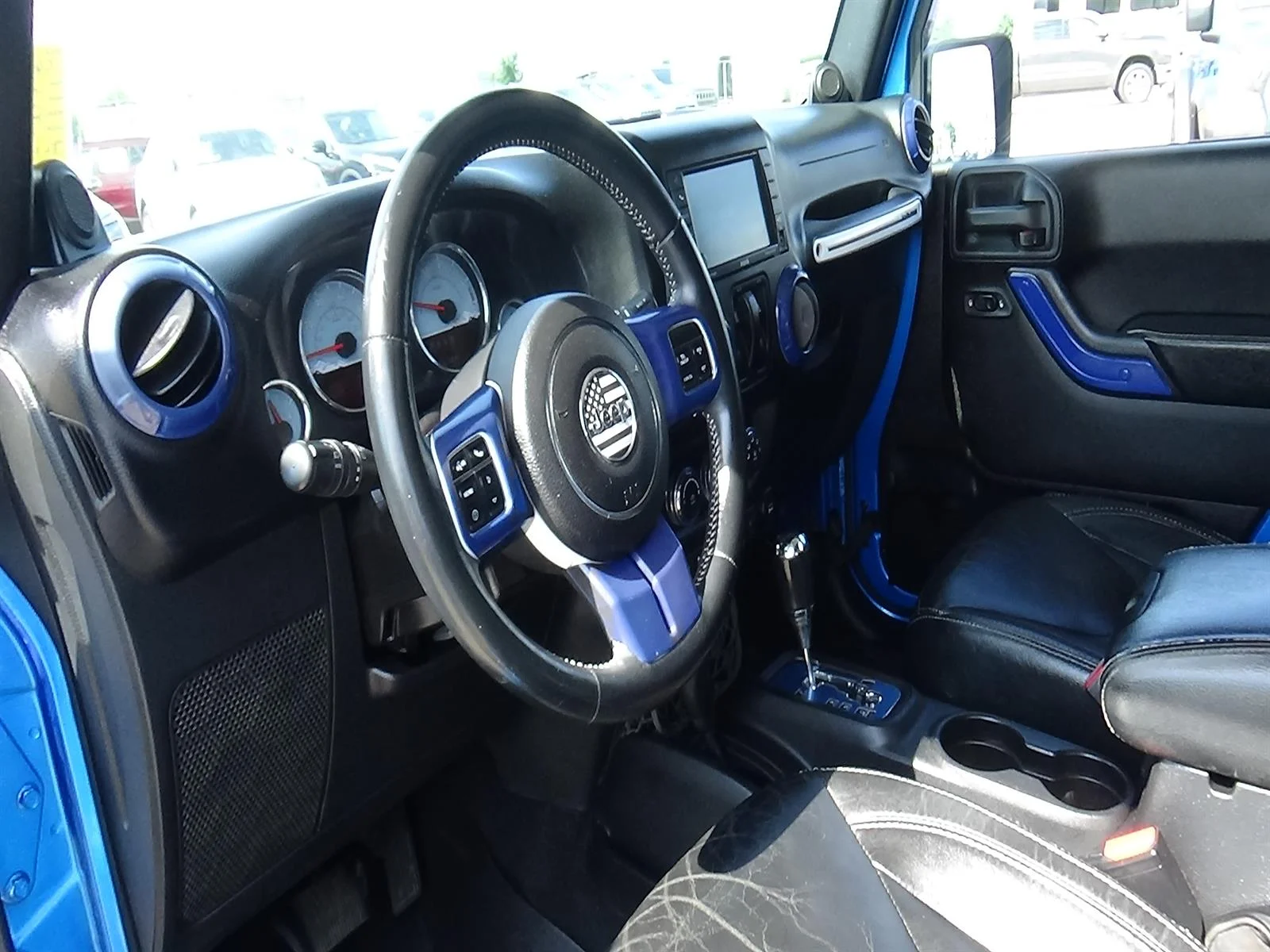 Used 2014 Hydro Blue Pearl Coat Jeep Polar Edition image 11