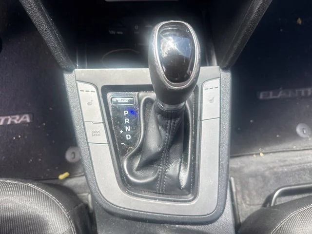 Used 2017 Blue Hyundai Value Edition image 15