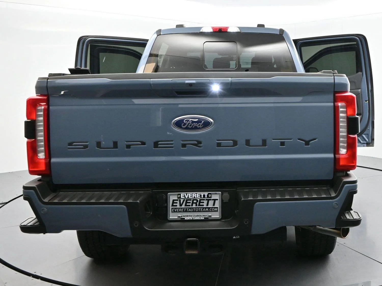 Used 2023 Azure Gray Metallic Tri-Coat Ford Lariat image 45