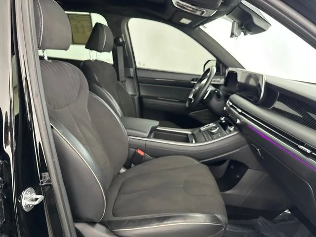 Used 2024 Black Hyundai Calligraphy Night Edition image 21