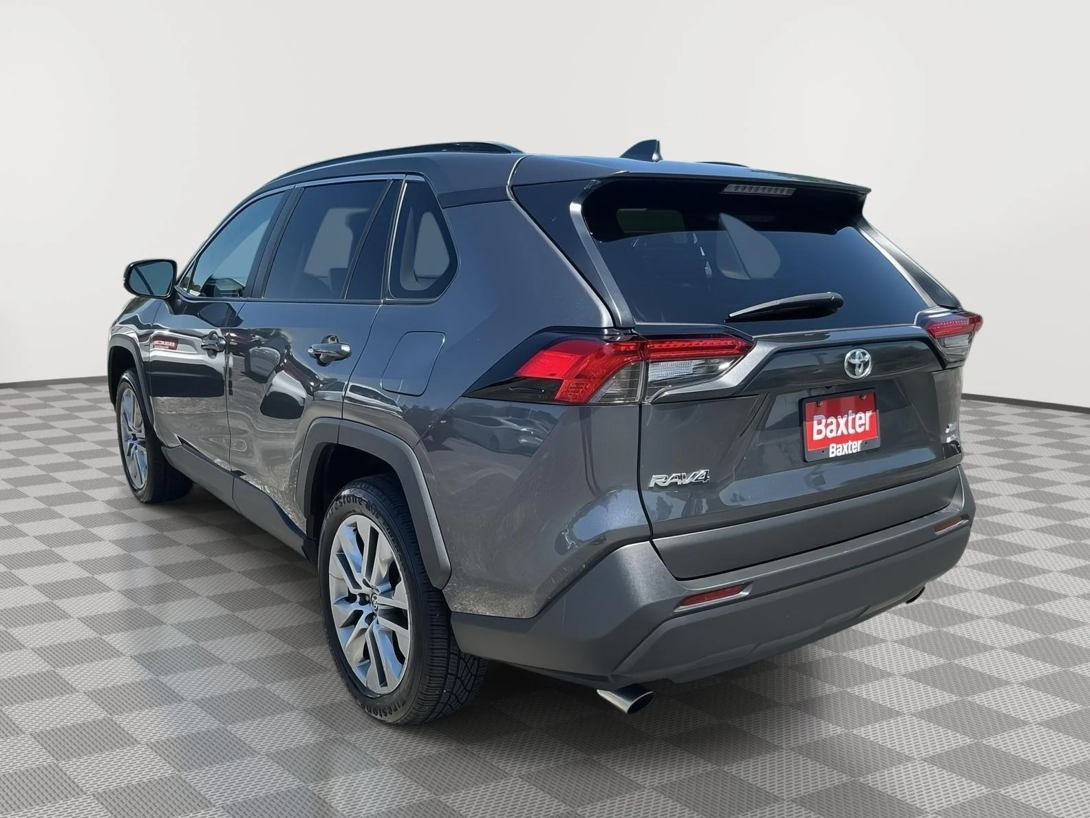 Used 2022 Magnetic Gray Metallic Toyota XLE Premium image 25