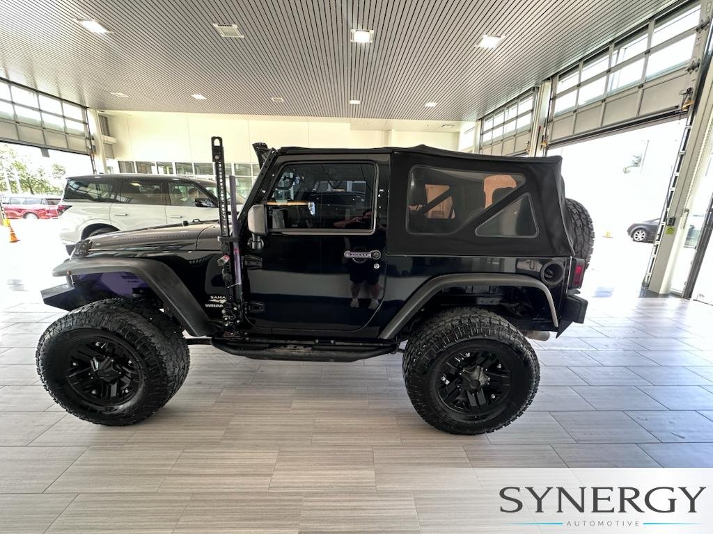 Used 2008 Black Clearcoat/Black Hard Top Jeep Sahara image 9