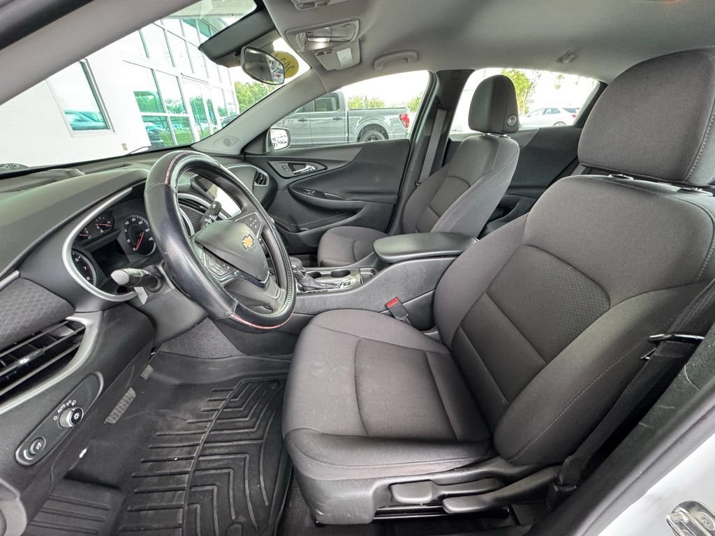Used 2023 Summit White Chevrolet LS image 12