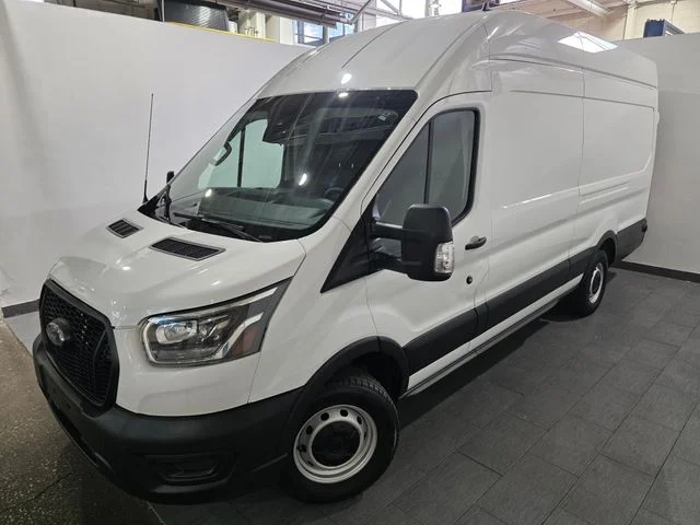 Used 2024 White Ford Base image 1