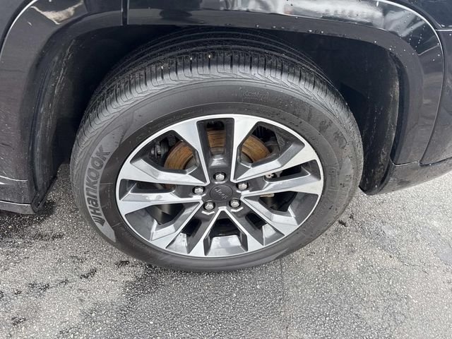 Used 2023 Diamond Black Jeep Overland image 15