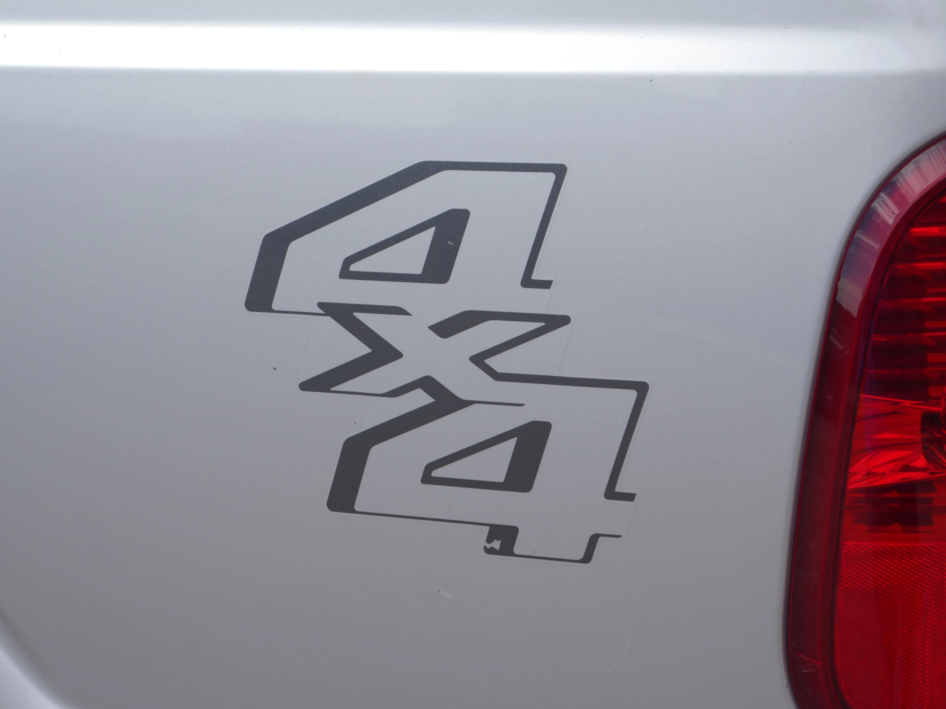 Used 2012 Ingot Silver Metallic Ford XLT image 14