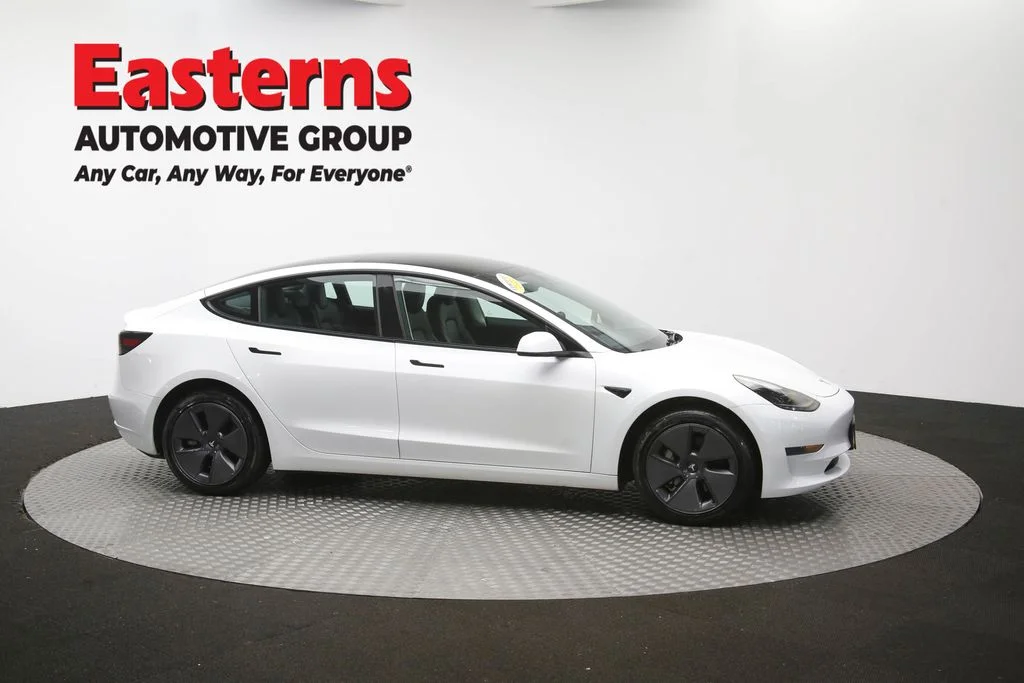 Used 2023 White Tesla Base image 41