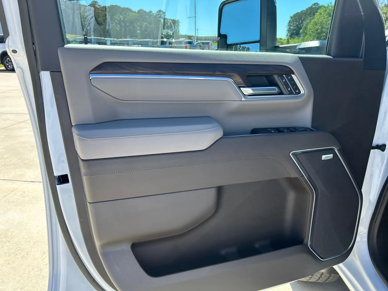 New 2026 Summit White GMC SLT image 10