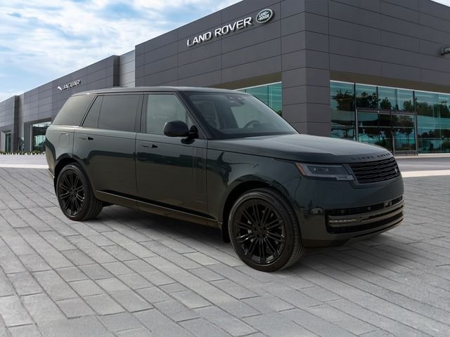 New 2026 Belgravia Green Land Rover SE image 7