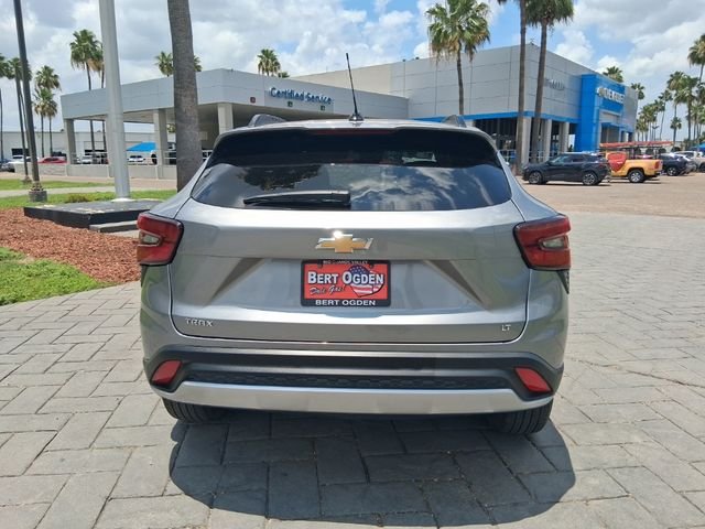 Used 2024 Gray Chevrolet LT image 5