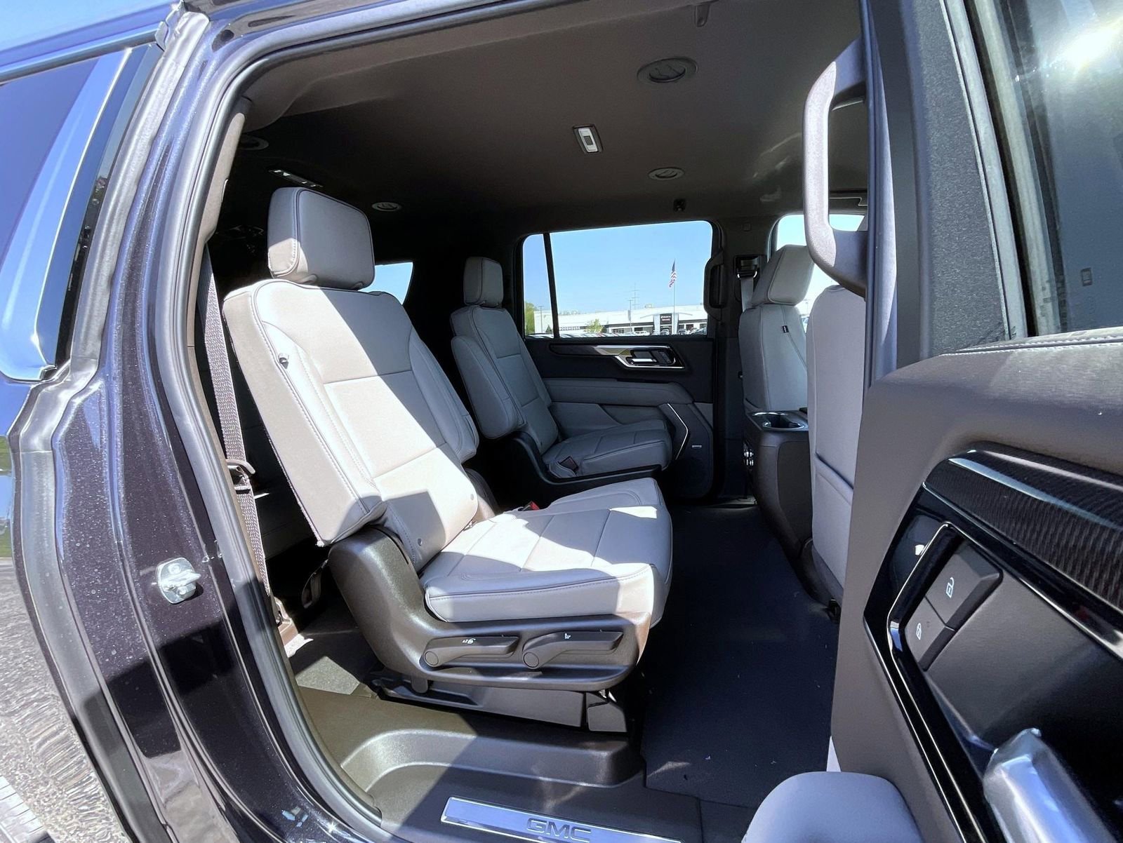 New 2026 Titanium Rush Metallic GMC Elevation image 18