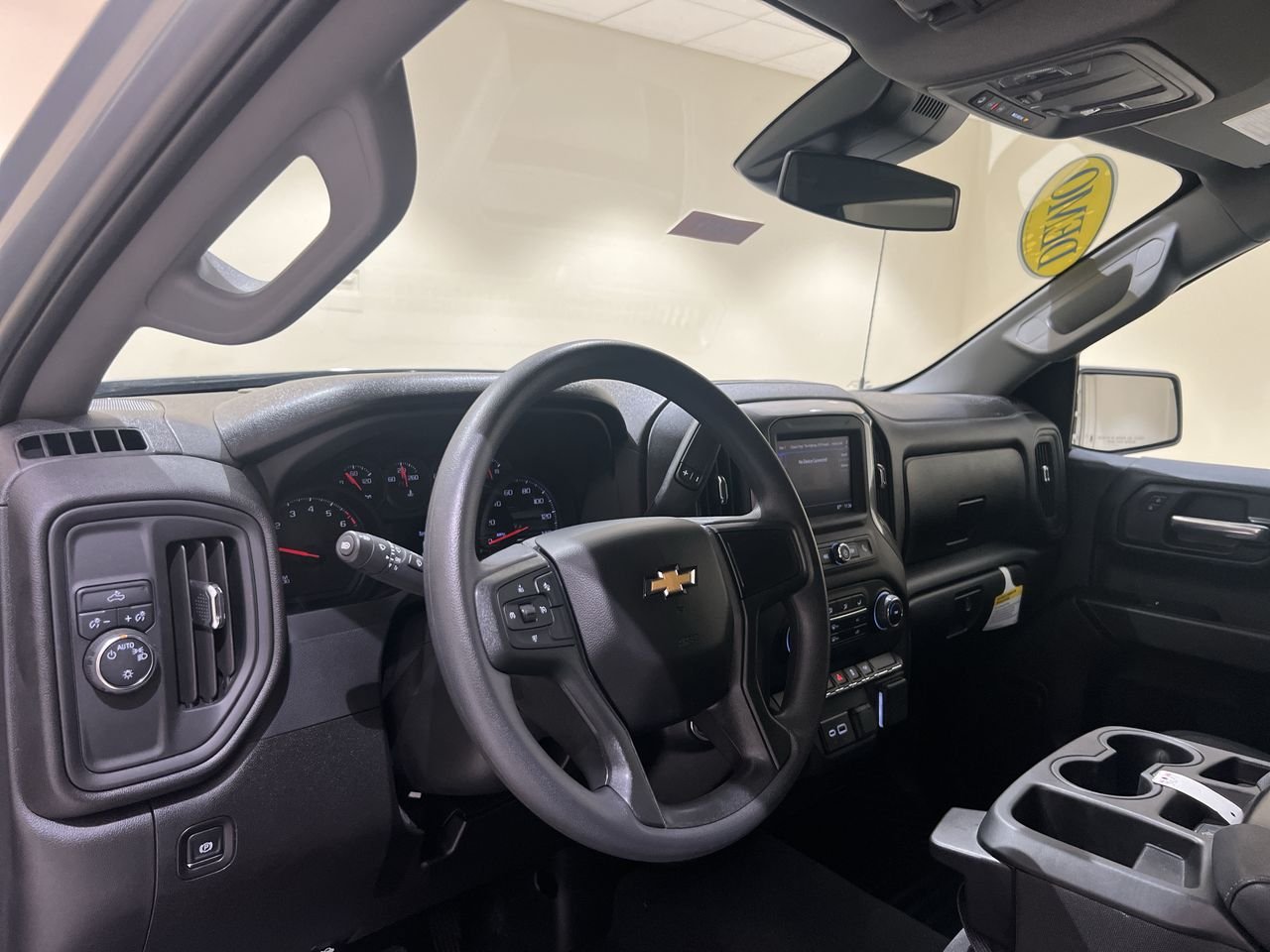 2025 Chevrolet Silverado 1500 Custom - Photo 46