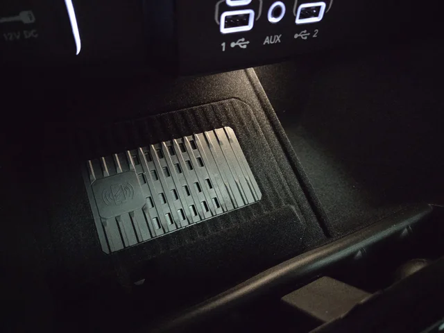 New 2026 High Gloss Black Exterior Paint Jeep Limited Altitude image 28