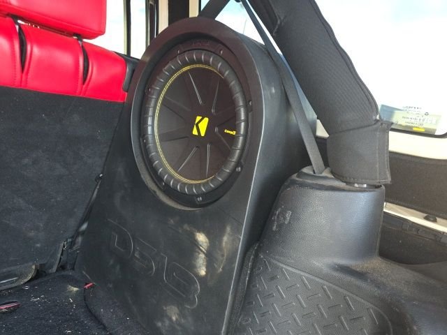 Used 2017 Gray Jeep Unlimited Sport image 12