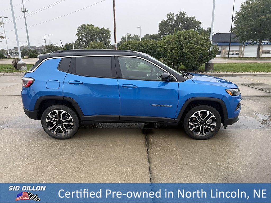 Used 2023 Laser Blue Pearl Coat Jeep Limited image 3